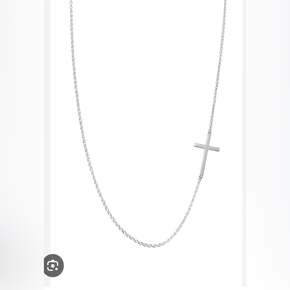 Women’s cross necklace